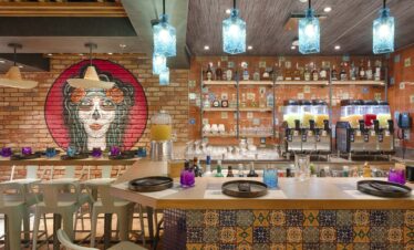 MSC World Atlantic 2028, Hola! Tacos et Cantina